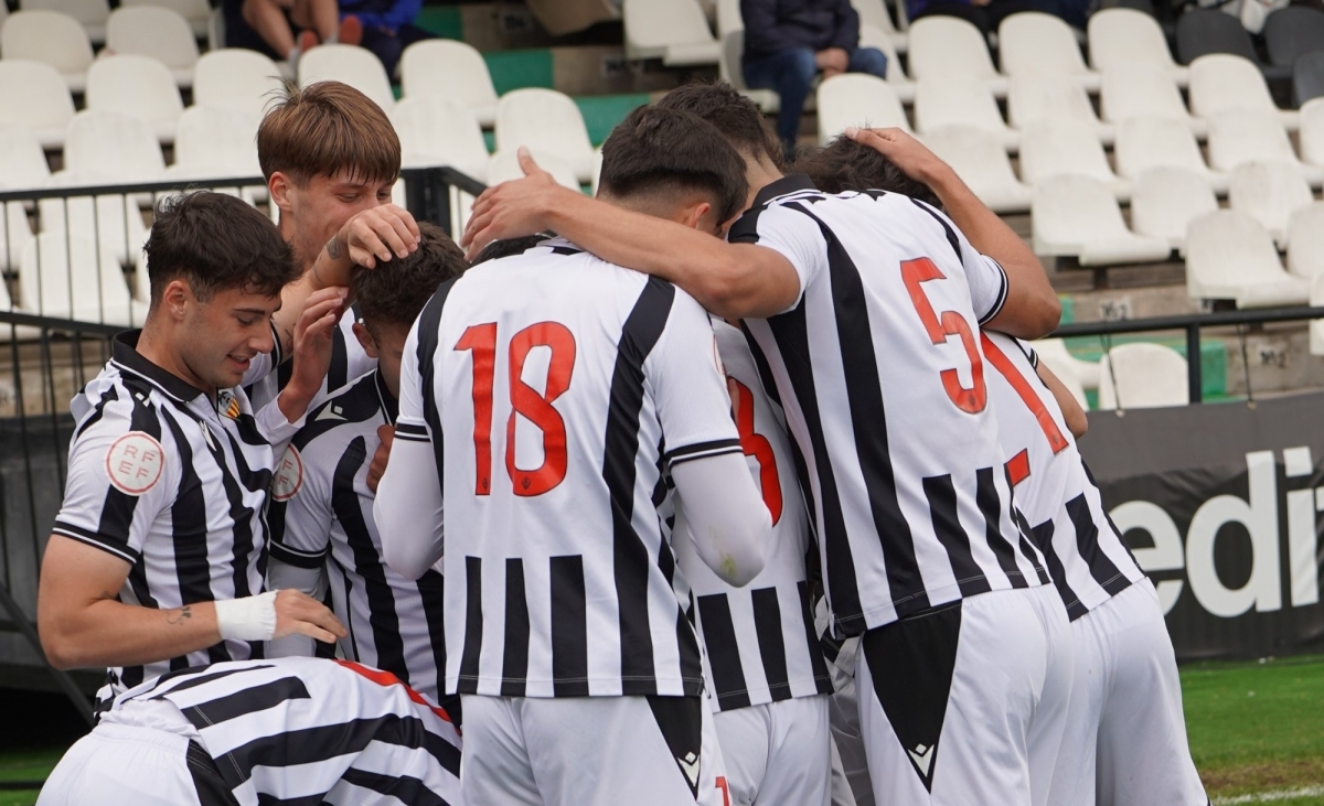 Óscar López, exjugador del Barça, entrenará al filial del Castellón
