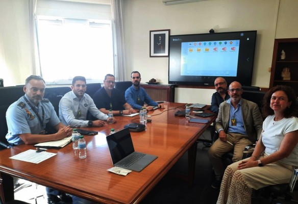 La Comunidad actúa de enlace entre las empresas regionales innovadoras y la AGA