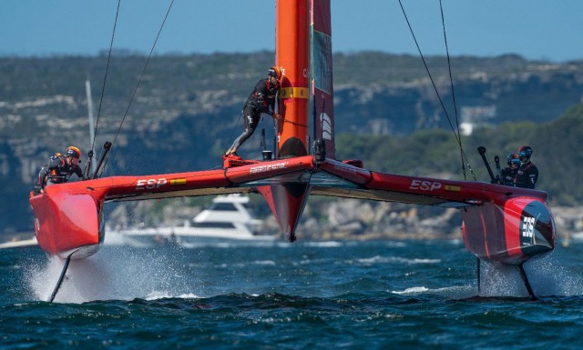Mazón contrata a un consultor para traer el SailGP de vela a València
