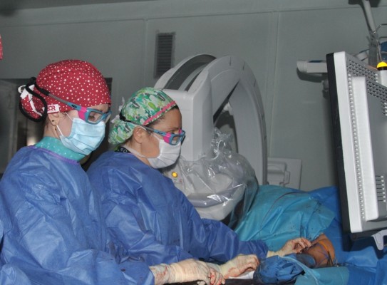 El Hospital General de Castelló aplica por primera vez en la Comunitat el sistema Shockwave E8