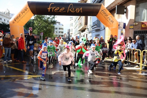 Burriana logra un lleno absoluto con 600 corredores inscritos en la San Silvestre