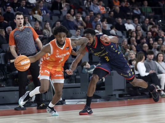 Valencia Basket sufre y remonta 17 puntos de desventaja ante Andorra 