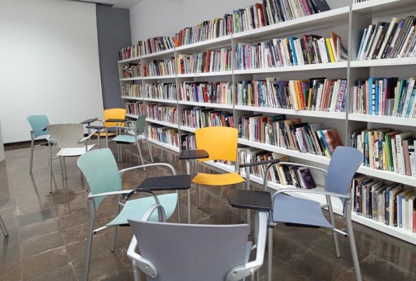 El EACC pone a disposición del público más de 5.000 volúmenes de su archivo bibliográfico de arte contemporáneo 