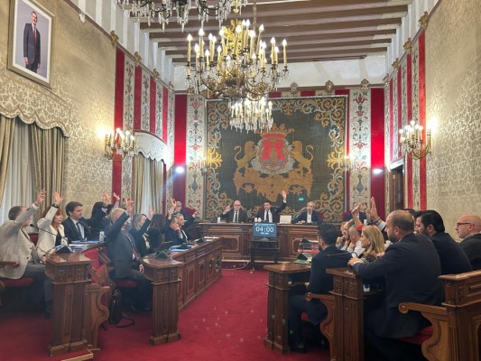 Tres de tres: el PP suma de nuevo a Vox como aliado preferente para aprobar el presupuesto 