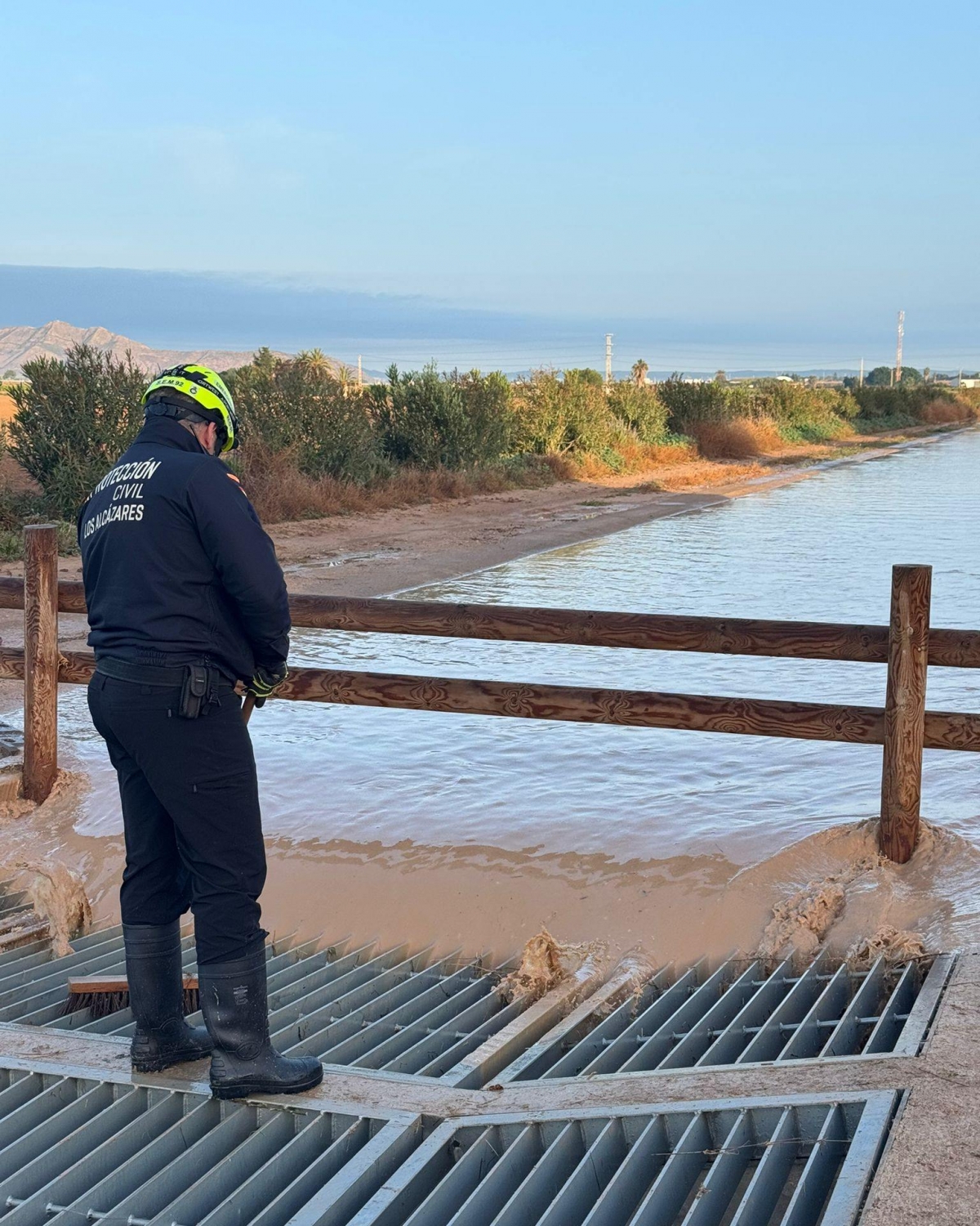 Alerta en Los Alcázares por riesgo de desbordamiento en la Rambla de las Colonias