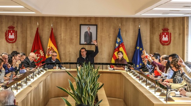 Elda aprueba 90.000 euros en ayudas para proyectos de Cooperación Internacional y respalda iniciativas juveniles locales