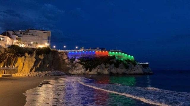 Benidorm licita la renovación del alumbrado ornamental del acantilado del Castell