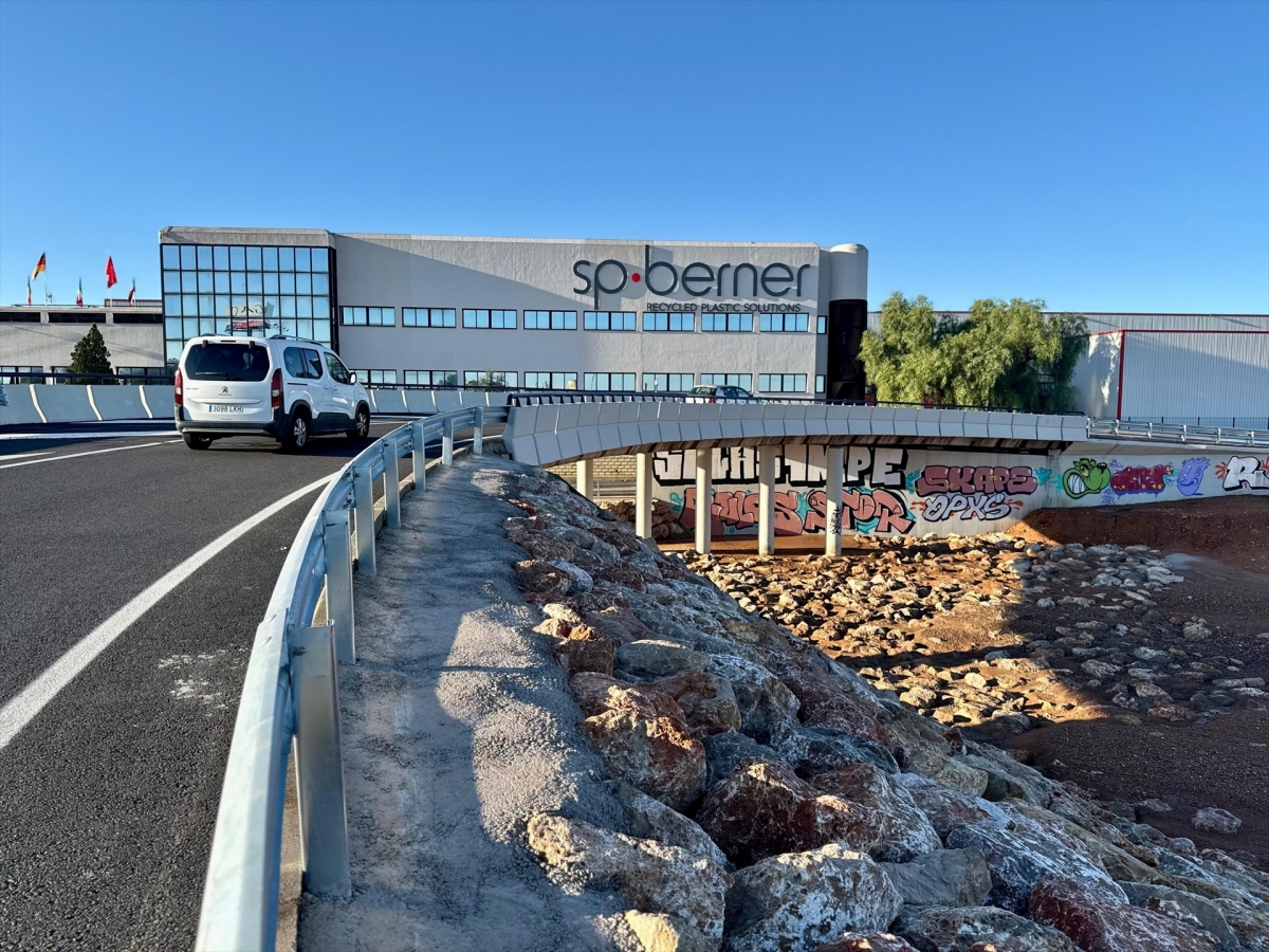 El puente a Bonaire reconstruido por la Generalitat tras la Dana registra más de 12.300 vehículos cada sábado