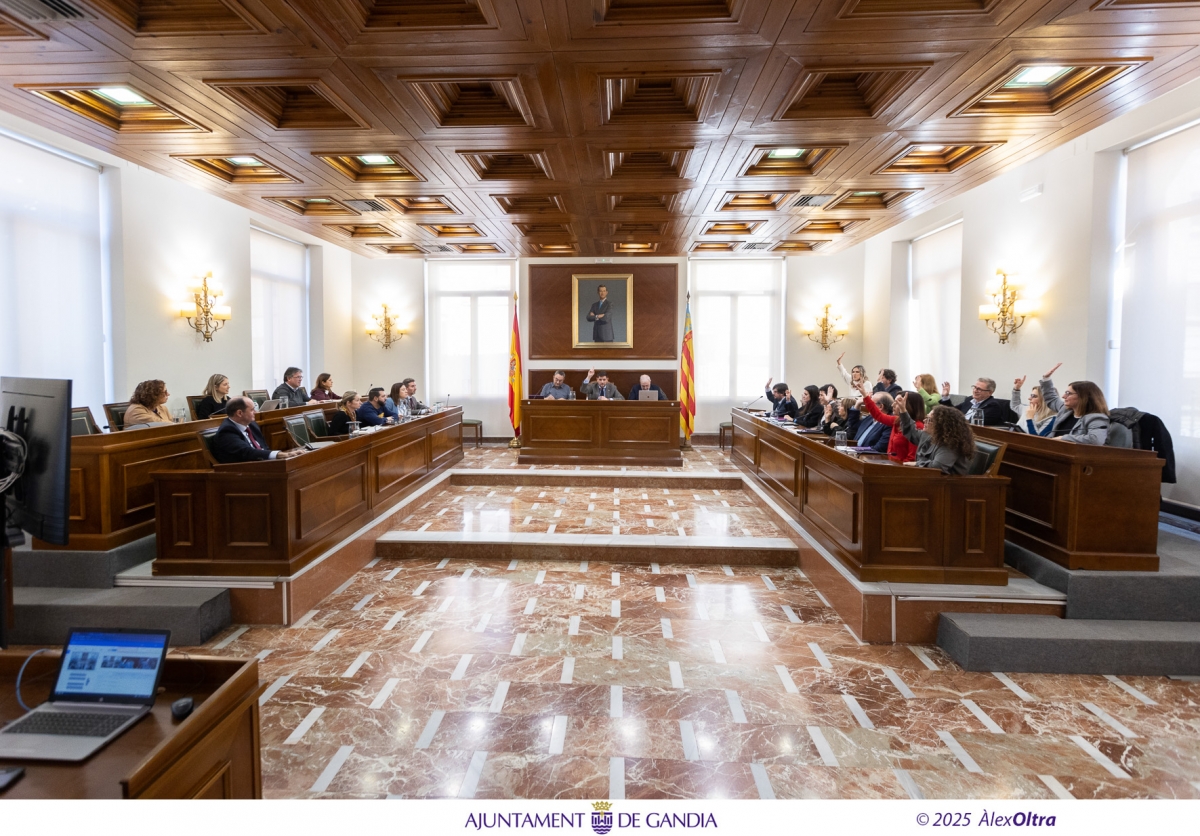 Gandia aprova en sessió plenària els pressupostos i la plantilla de personal per a 2026