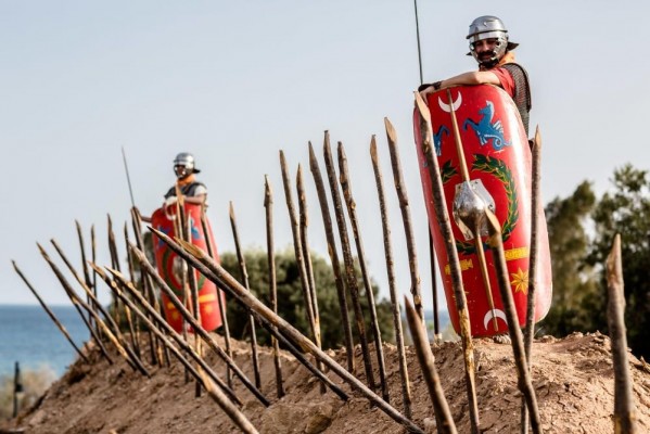 La Vila Joiosa recupera la recreación romana Festum Alonis con un campamento militar de época augustea