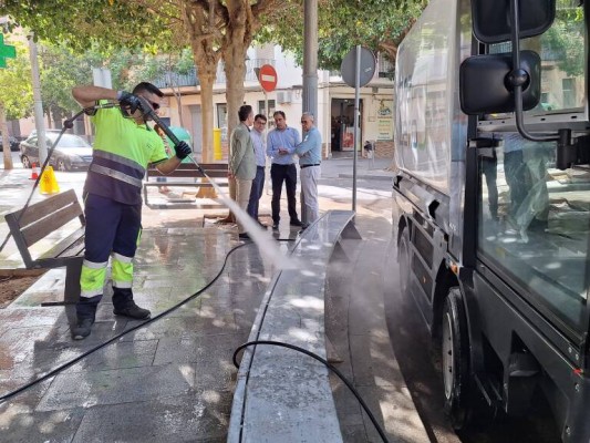 San Vicente promueve la contratación del servicio de limpieza viaria por 93 millones hasta 2035