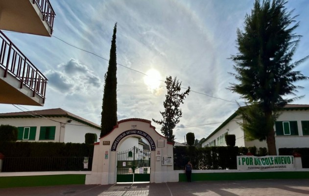 Educación adjudica dos obras en centros educativos de Alcantarilla y Blanca por 5 millones de euros