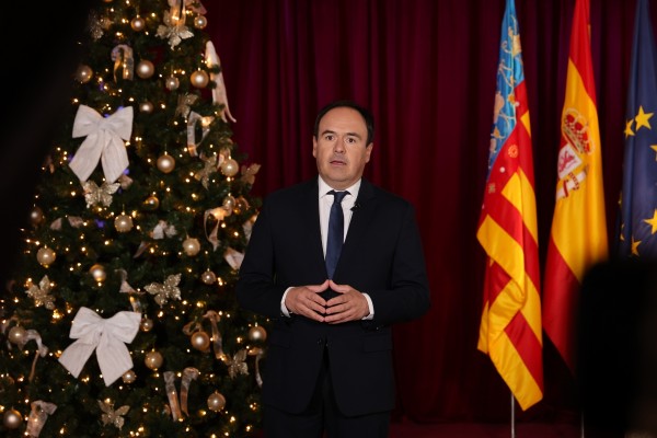 Pérez Llorca pide 