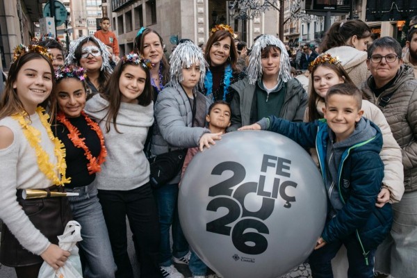 Los niños y niñas de Castelló dan la bienvenida al 2026 con la fiesta de la Nochevieja Infantil