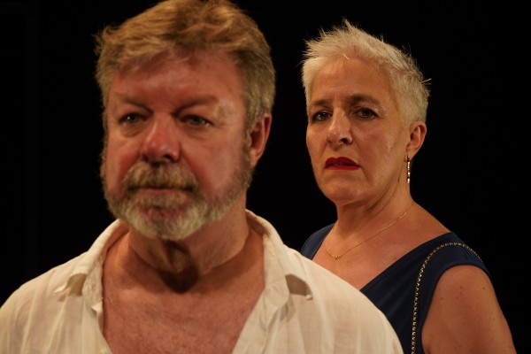 El calor sofocante de 'Una carretera sense arbres' llega al Teatro Círculo