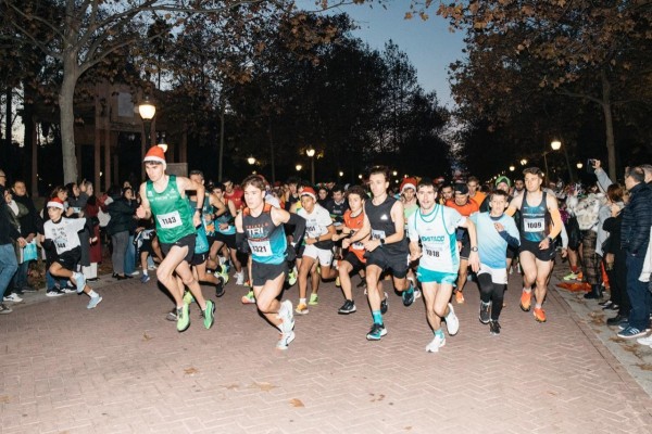 Más de 2.000 castellonenses despiden el año corriendo la San Silvestre