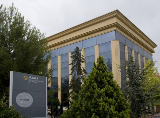 Aiju pone en marcha una nueva edición de tres cursos para mejorar la empleabilidad