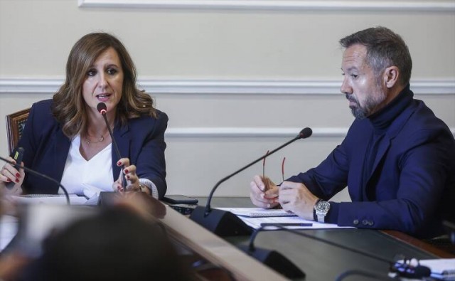 Un año sin avances para el polémico cambio de topónimo a 'Valencia/Valéncia'