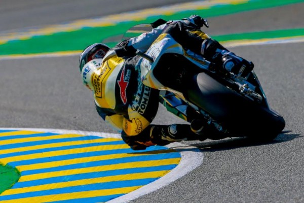 Luthi resuelve a su favor el duelo con Rins
