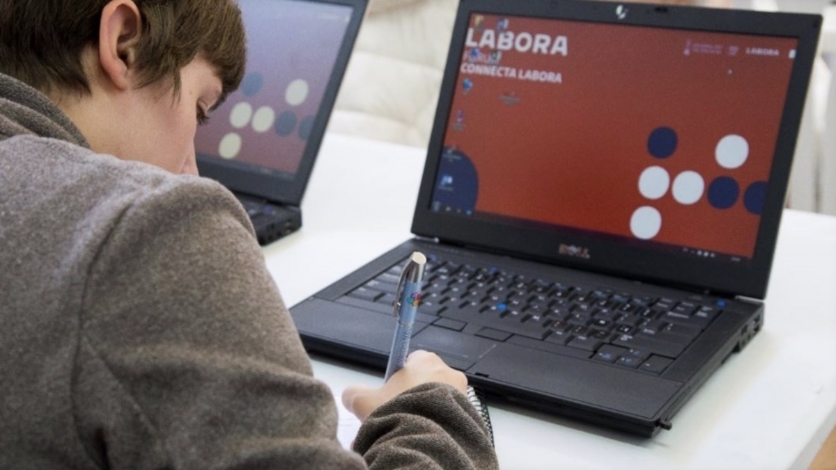 Labora impulsa un proyecto piloto de entrenamiento de entrevistas de trabajo con IA