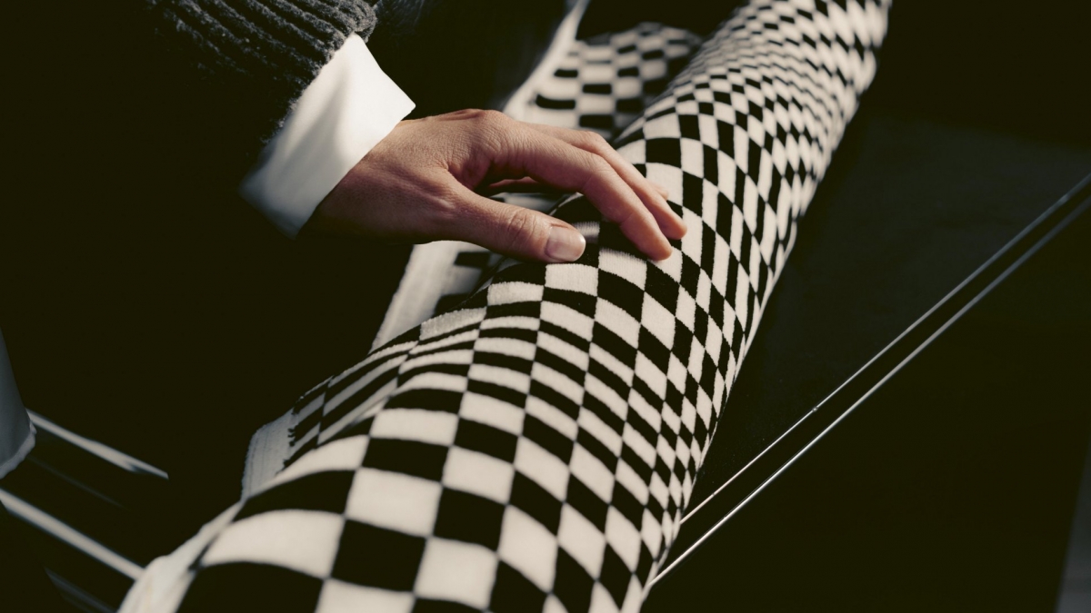 Tejido con sueños: Porsche recupera tapicerías históricas