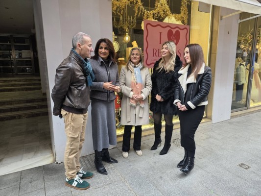 El comercio tradicional de Lorca mira a las rebajas de enero: el frío anima las ventas
