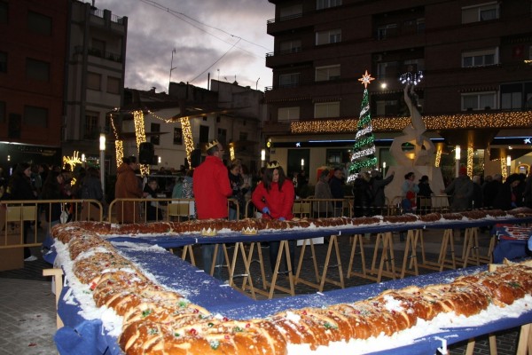 Utiel volverá a batir record con un Roscón de Reyes Extra Gigante de 60 metros