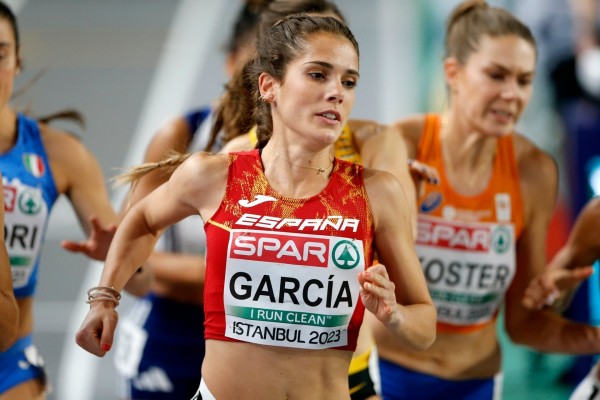 La plusmarquista de 5.000 metros, Marta García, prepara en Castelló su asalto al récord de la 10K en València