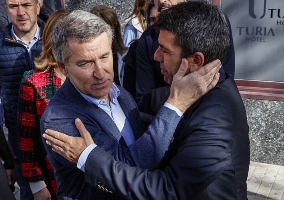 Los molestos últimos coletazos de la etapa de Mazón que salpican a Feijóo