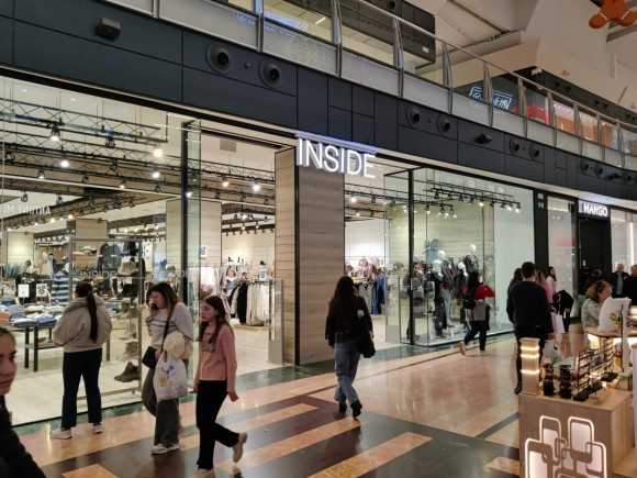 Strong Capital and Founds lanza una oferta para comprar las tiendas de ropa de Inside tras el concurso de la murciana Liwe