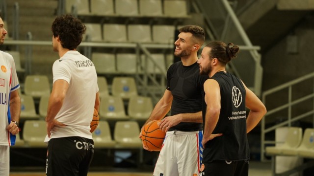 El Caesa, que lleva diez derrotas seguidas en Primera FEB, trata de romper la racha ante el Fuenla