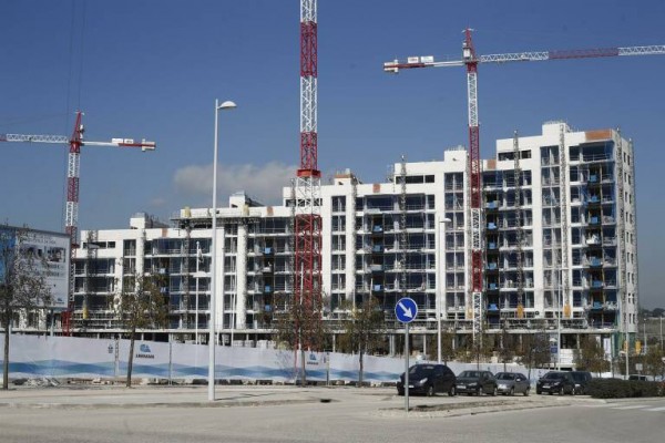 Los precios de la vivienda aumentan un 2,9% en el segundo trimestre, según los registradores