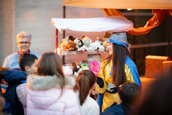 Archena inaugura la Posada Real y sustituye la Cabalgata de Reyes de este lunes por una recepción en el teatro de la localidad