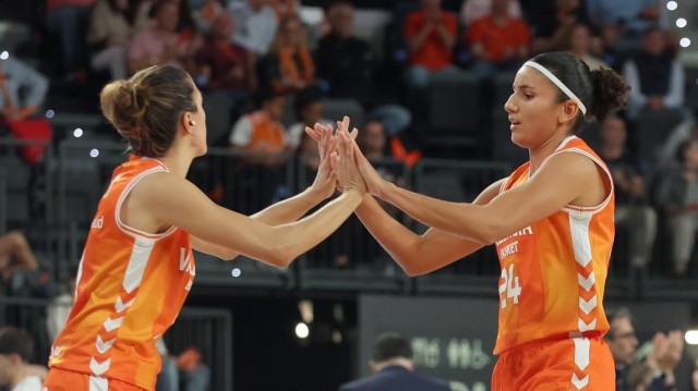 Valencia Basket abre 2026 en el Roig Arena ante Lointek Gernika