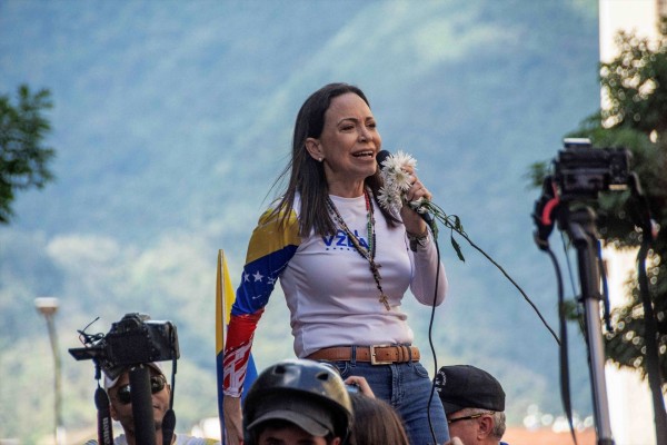 Machado anuncia que ha llegado 