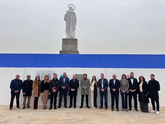 Fomento aprueba la exención del canon del puerto pesquero de Mazarrón tras los daños de las mangas marinas
