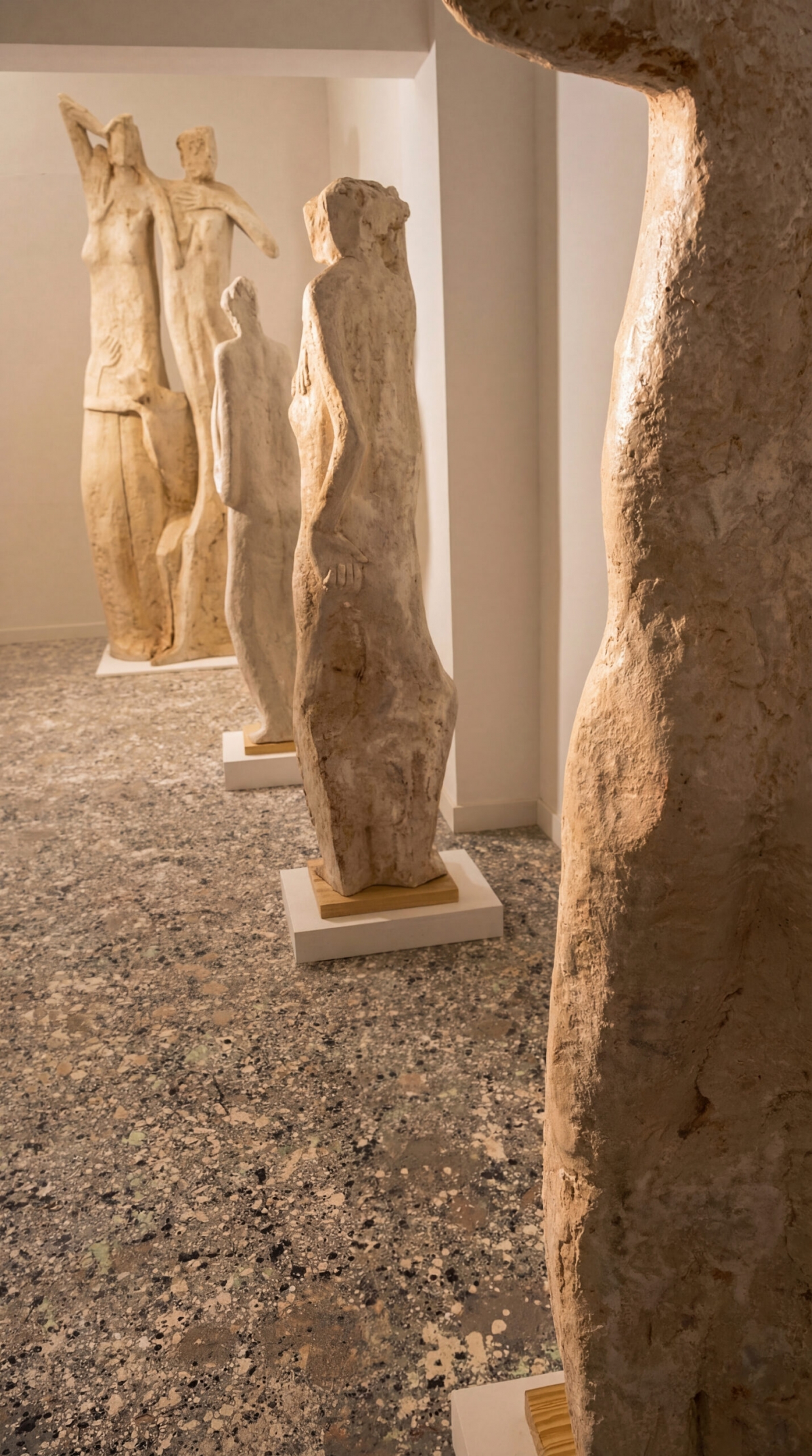 Exposición Nacida de la tierra, de Martínez Lax - Foto: PROGRESO80 Exposición Nacida de la tierra, de Martínez Lax