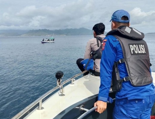 Las familias del naufragio en Indonesia confían en que la búsqueda siga hasta hallar a los dos menores aún desaparecidos