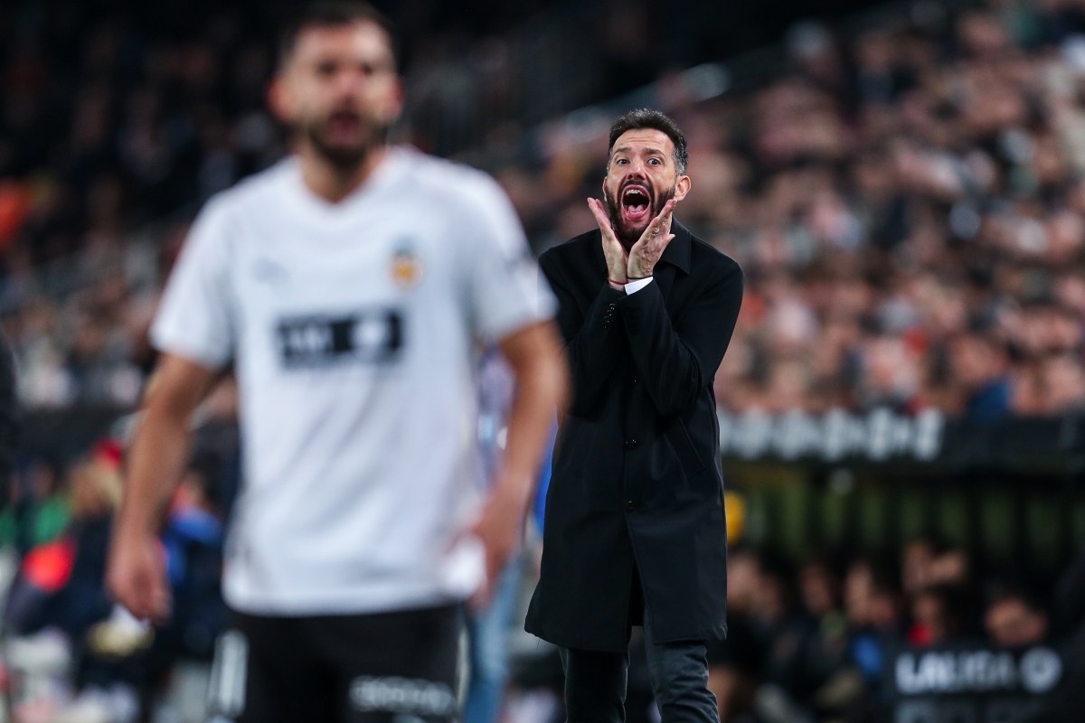 El Elche CF visita a un Valencia CF con mandíbula de cristal y que atraviesa su peor momento en diez meses