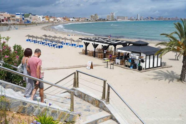 Analíticas y controles microbiológicos en los chiringuitos y playas de Cartagena para mantener la Q de Calidad Turística