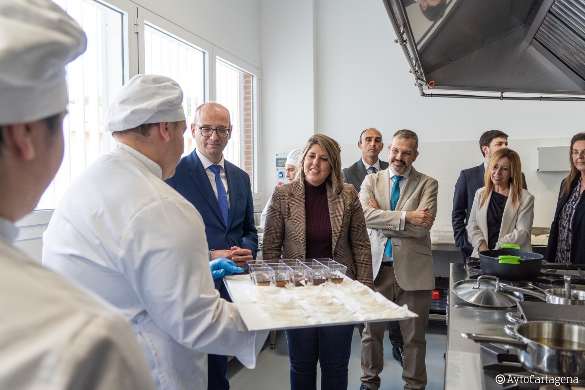 Cartagena cierra 2025 con 941 parados menos y consolida la bajada del desempleo