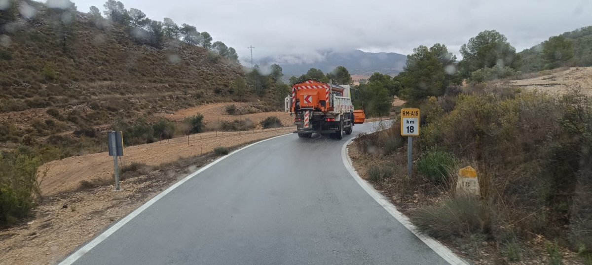 La Región protege las carreteras ante el aviso de posibles nevadas el Día de los Reyes Magos