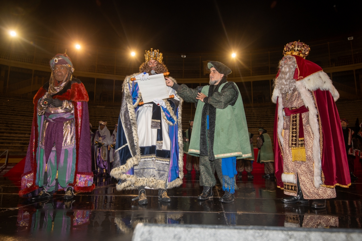 La Cabalgata de Reyes Magos en Alicante 2026, en imágenes