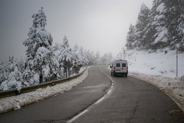 La Generalitat activa la alerta naranja por nevadas en el interior norte de Castellón este lunes