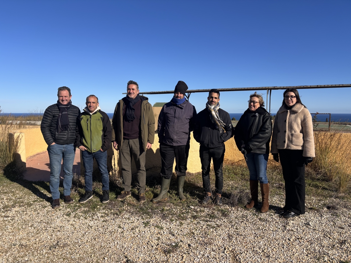 Xàbia implanta el pastoreo ecológico con cabras como prueba piloto para prevenir incendios forestales en el Montgó