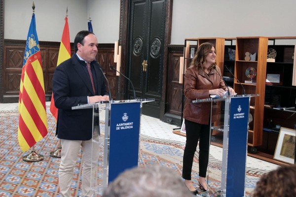 Pérez Llorca reafirma el 'no' a la tasa turística del Consell de Mazón: 