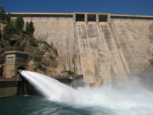 Un regalo de fin de año: las lluvias incrementan hasta en 16 hectómetros cúbicos los pantanos de la cuenca del Segura