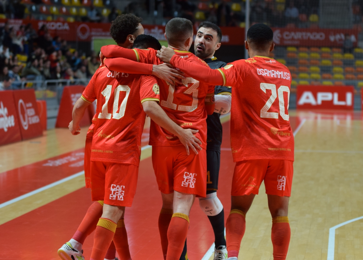El Jimbee, de dulce resaca tras la Supercopa, golea al Noia y sube un puesto para ser tercero en la Liga