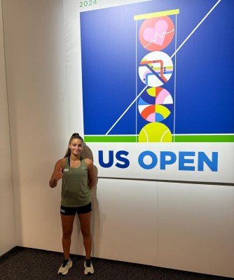 Charo Esquiva debuta en la edición 2024 del US Open midiéndose a la británica Mika Stojsavljevic