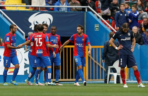 El Levante saca el orgullo y 'tumba' al Atlético